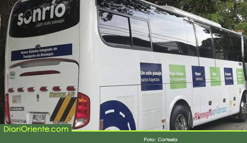 Photo of Con un bus inicia etapa pedagógica de Sonrío
